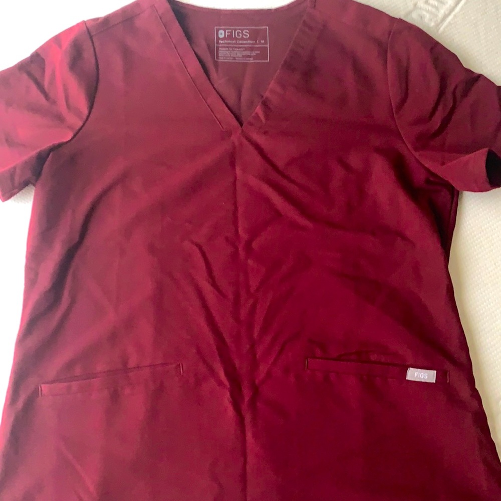 FIGS Scrub Top